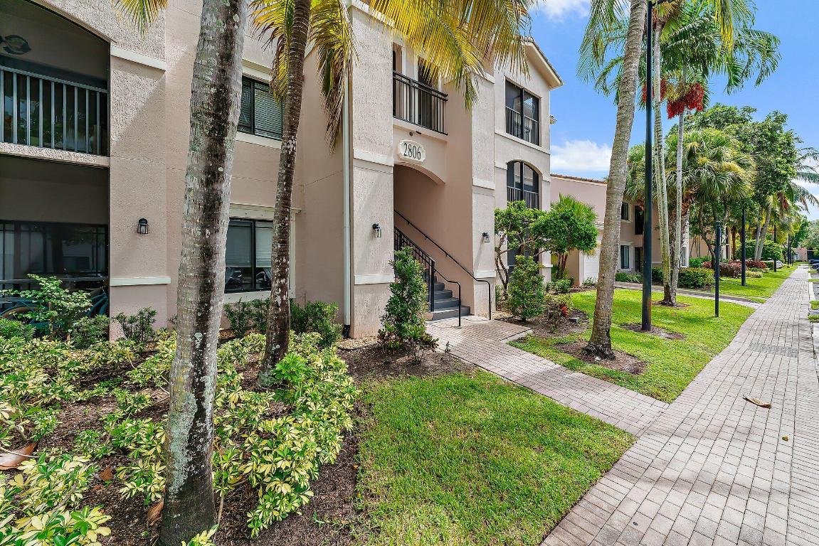 2806 Veronia Drive 111