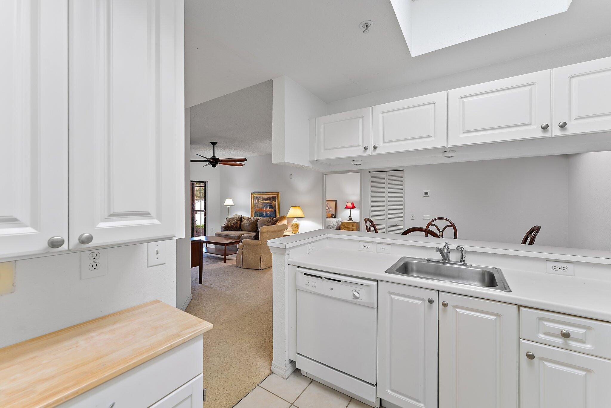 2806 Veronia Drive 111