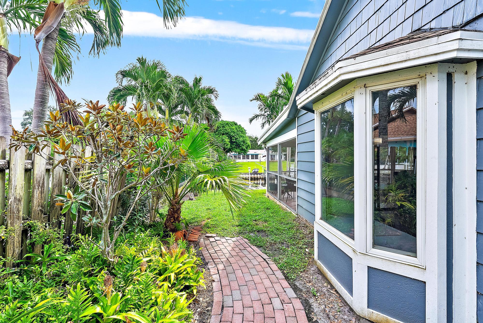 12904 Prosperity Farms Road