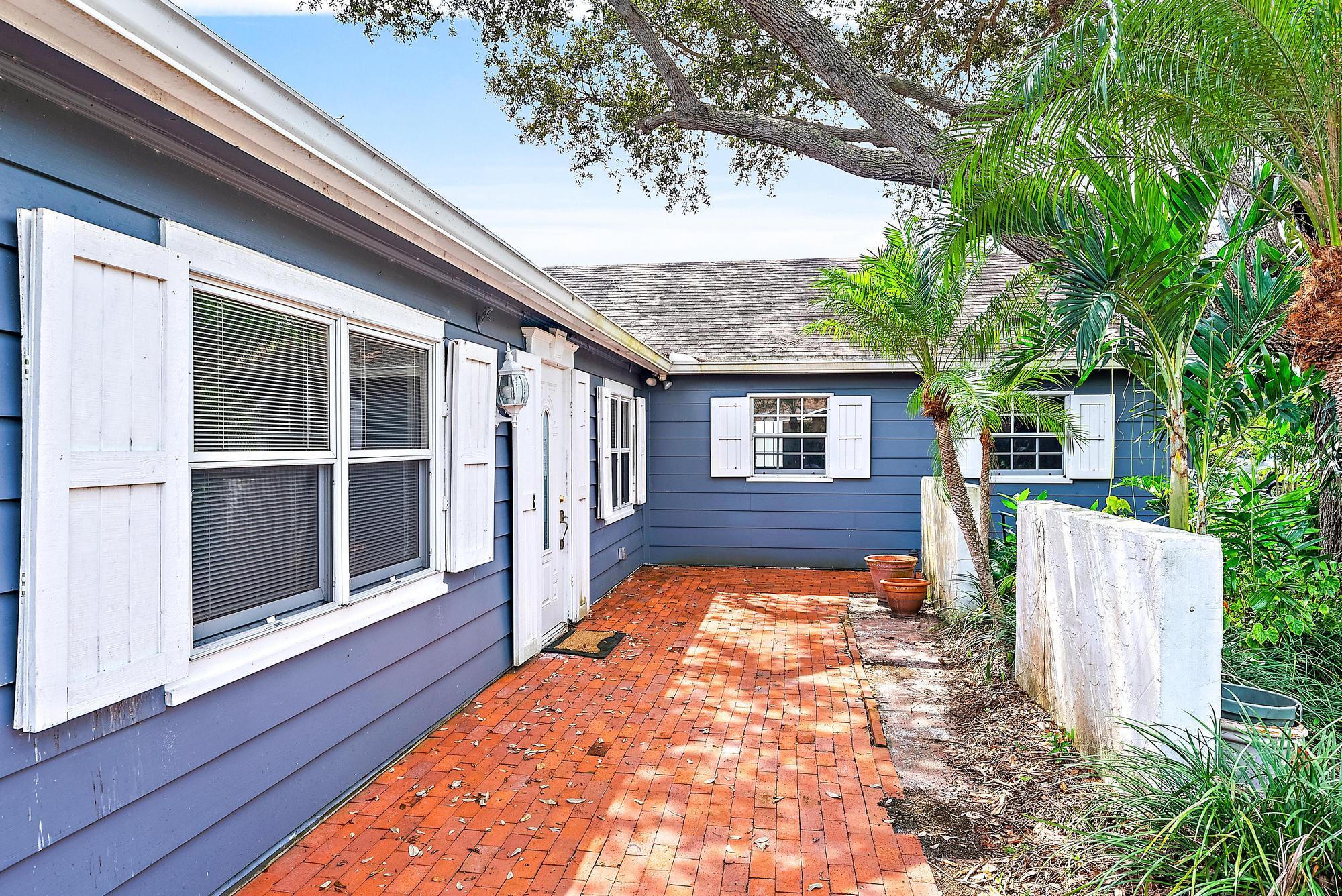 12904 Prosperity Farms Road