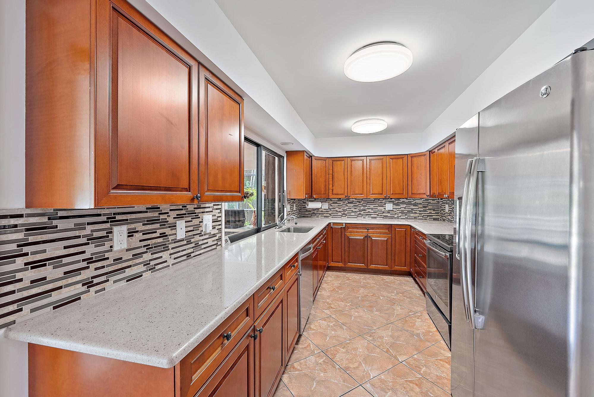 12904 Prosperity Farms Road