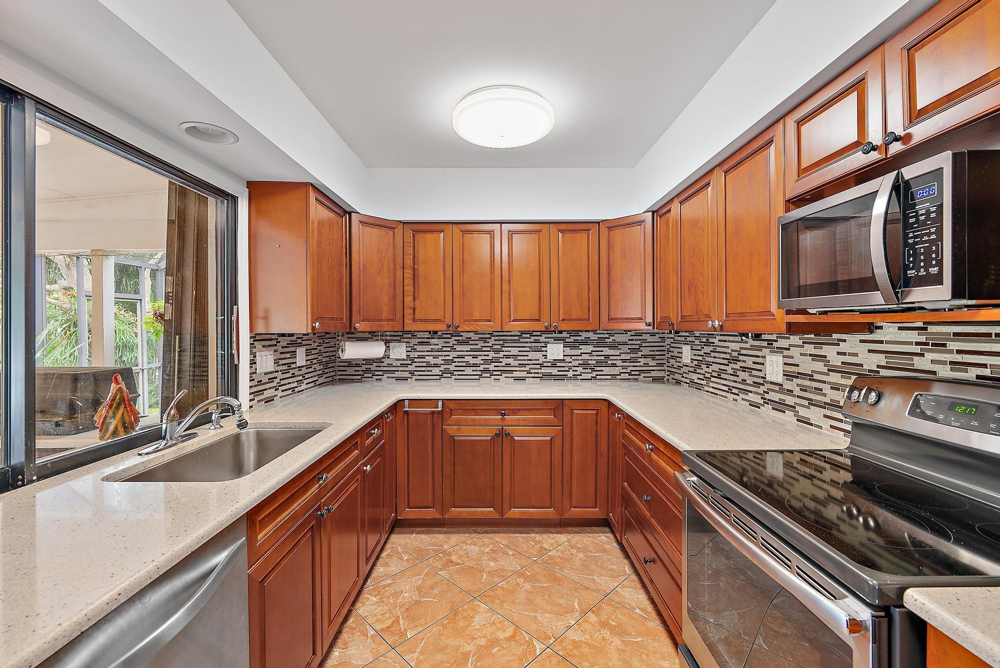 12904 Prosperity Farms Road