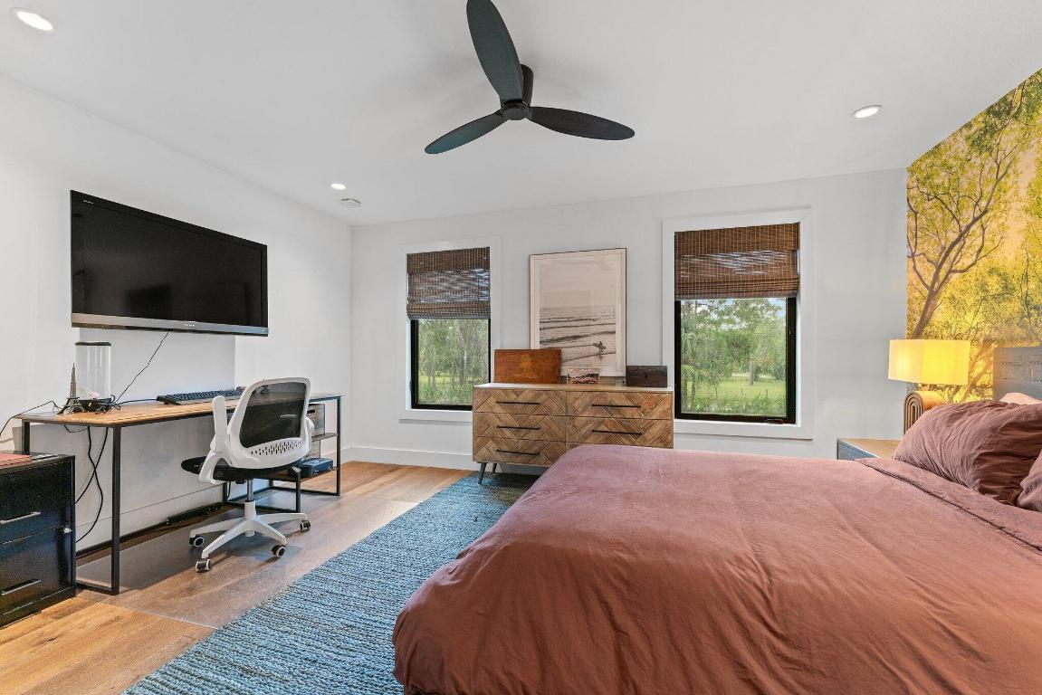 12142 157th Street N