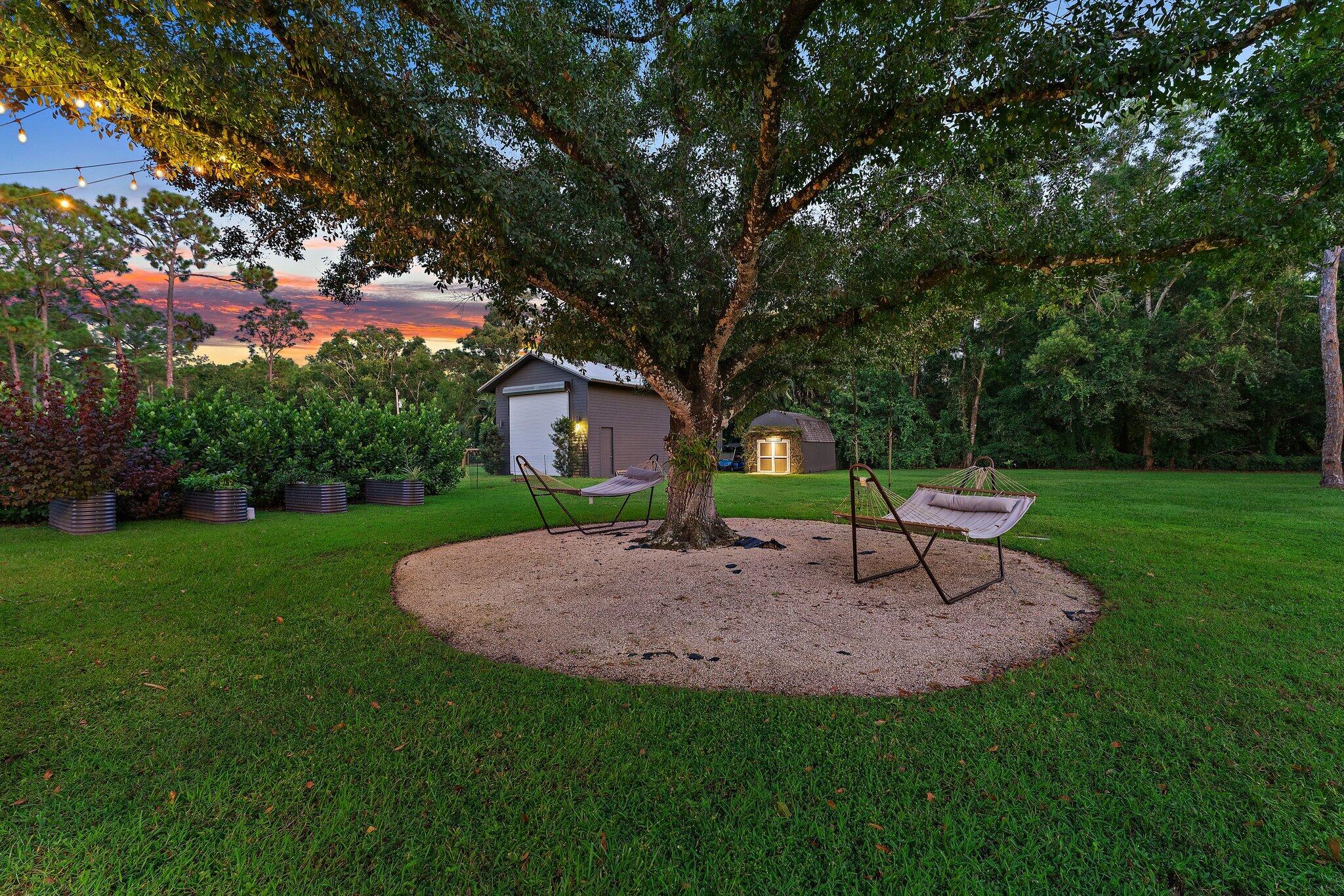 12142 157th Street N