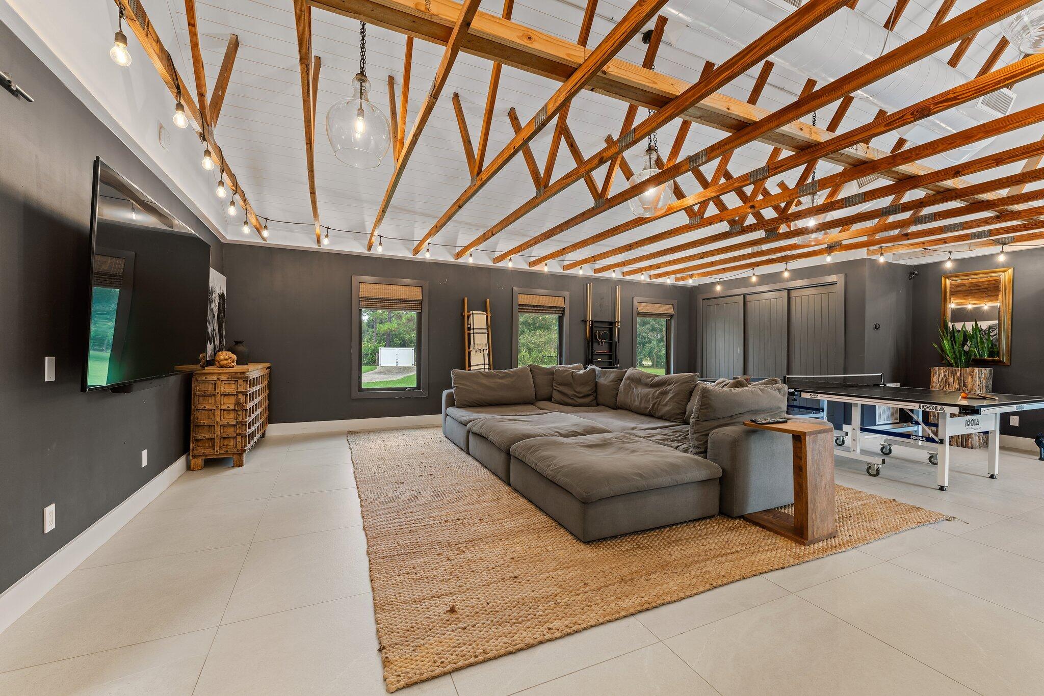 12142 157th Street N