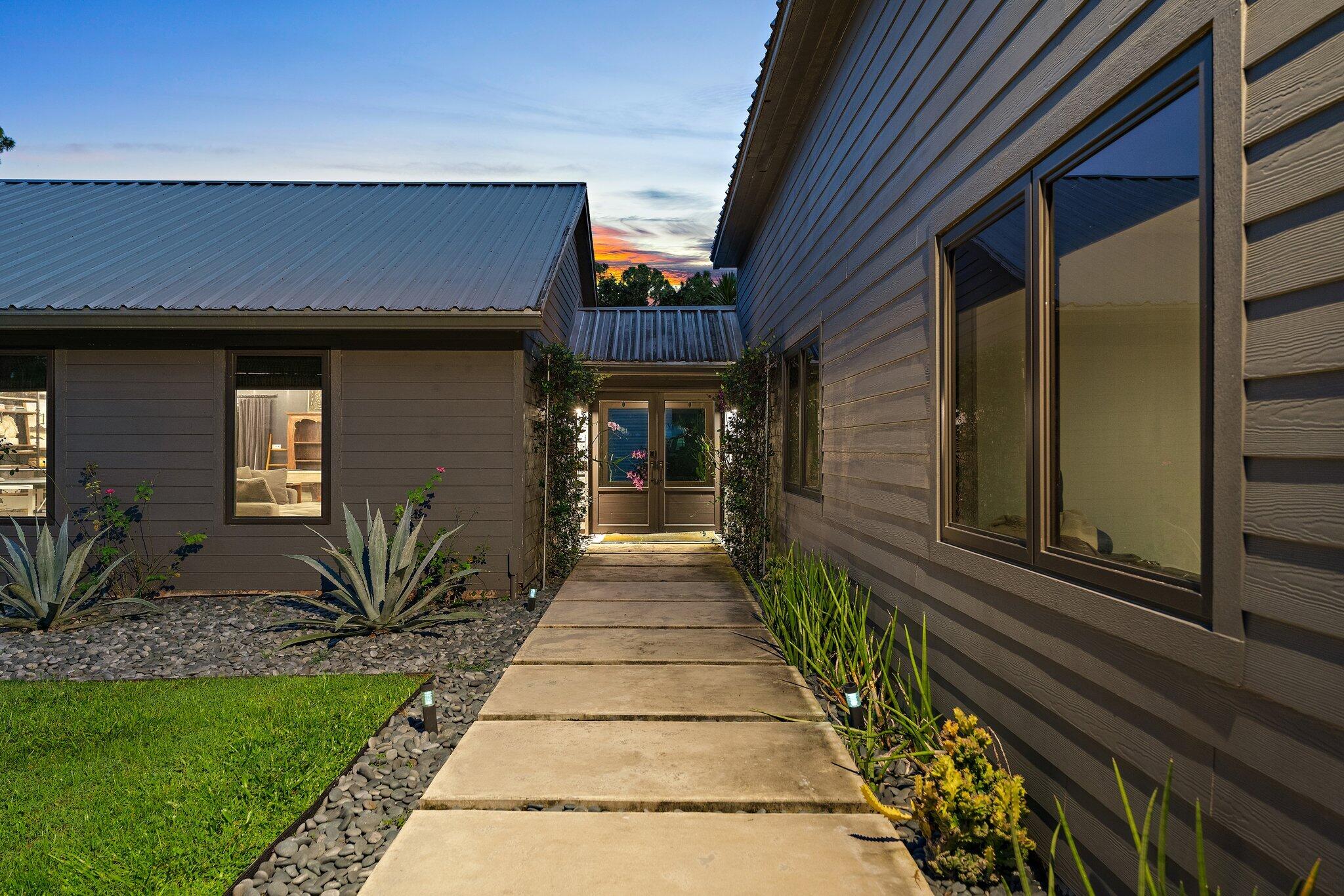 12142 157th Street N