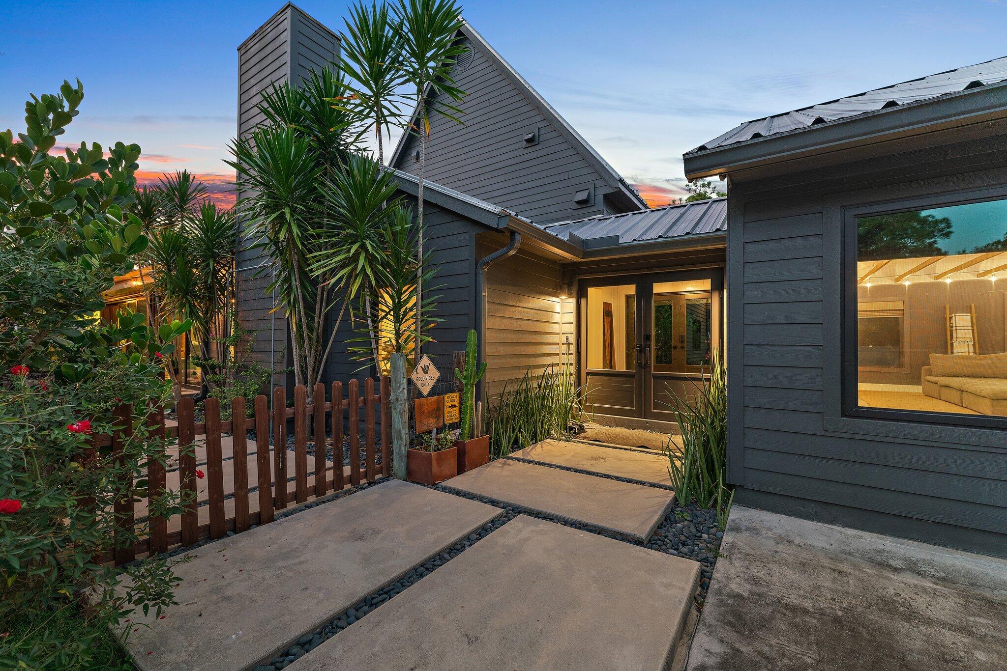 12142 157th Street N