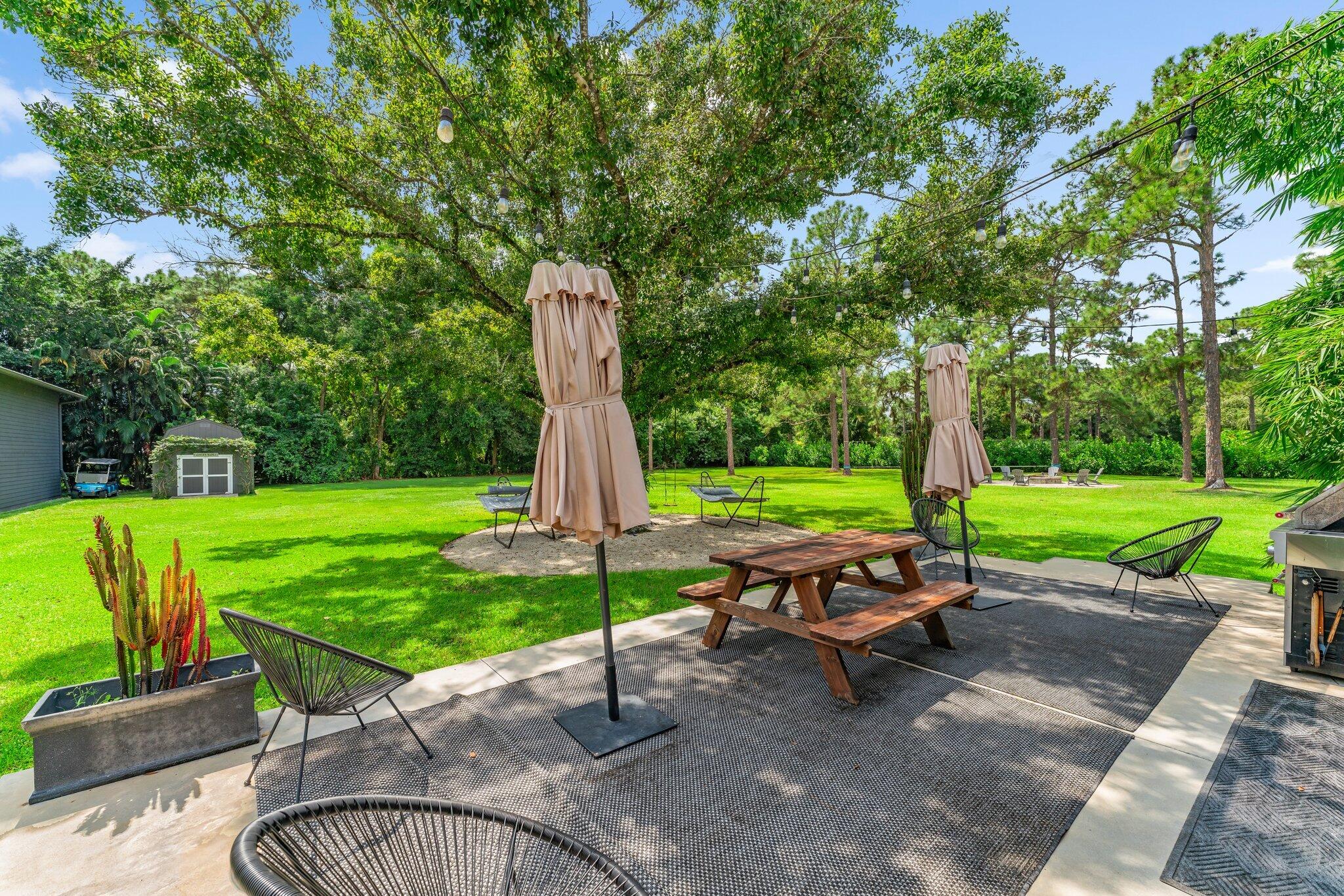 12142 157th Street N