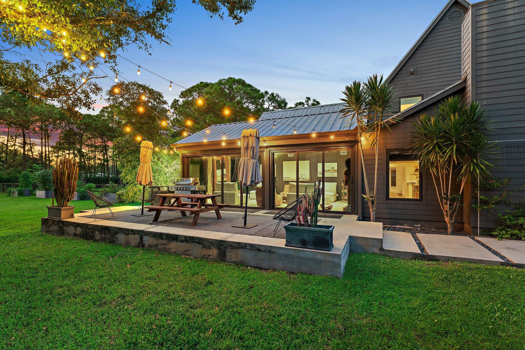 12142 157th Street N