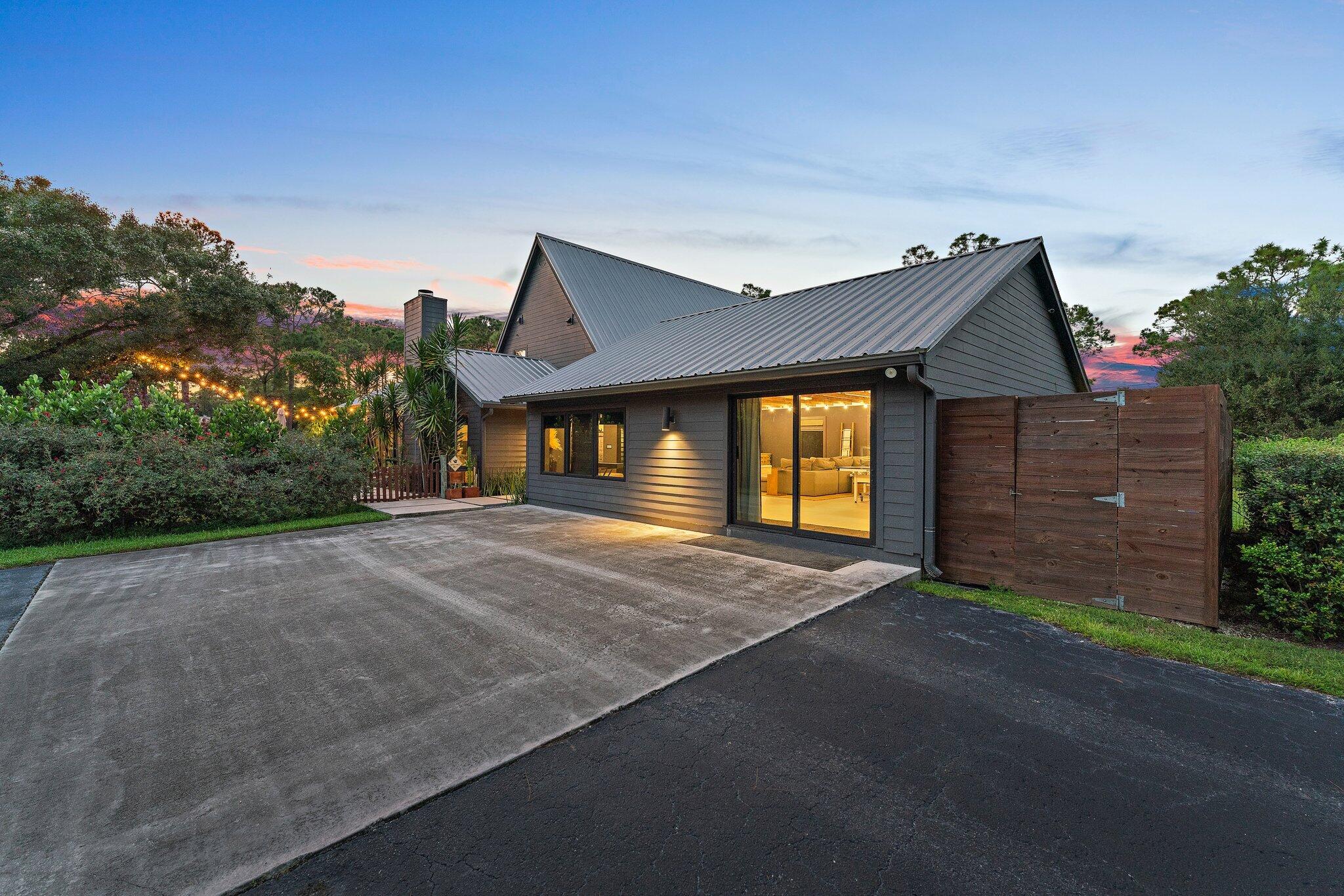 12142 157th Street N