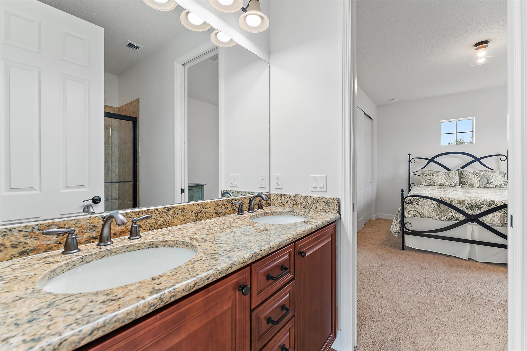 2839 E Mallory Boulevard