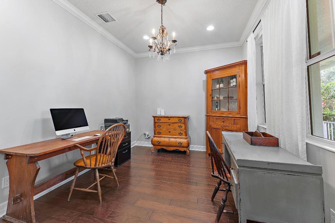 2839 E Mallory Boulevard