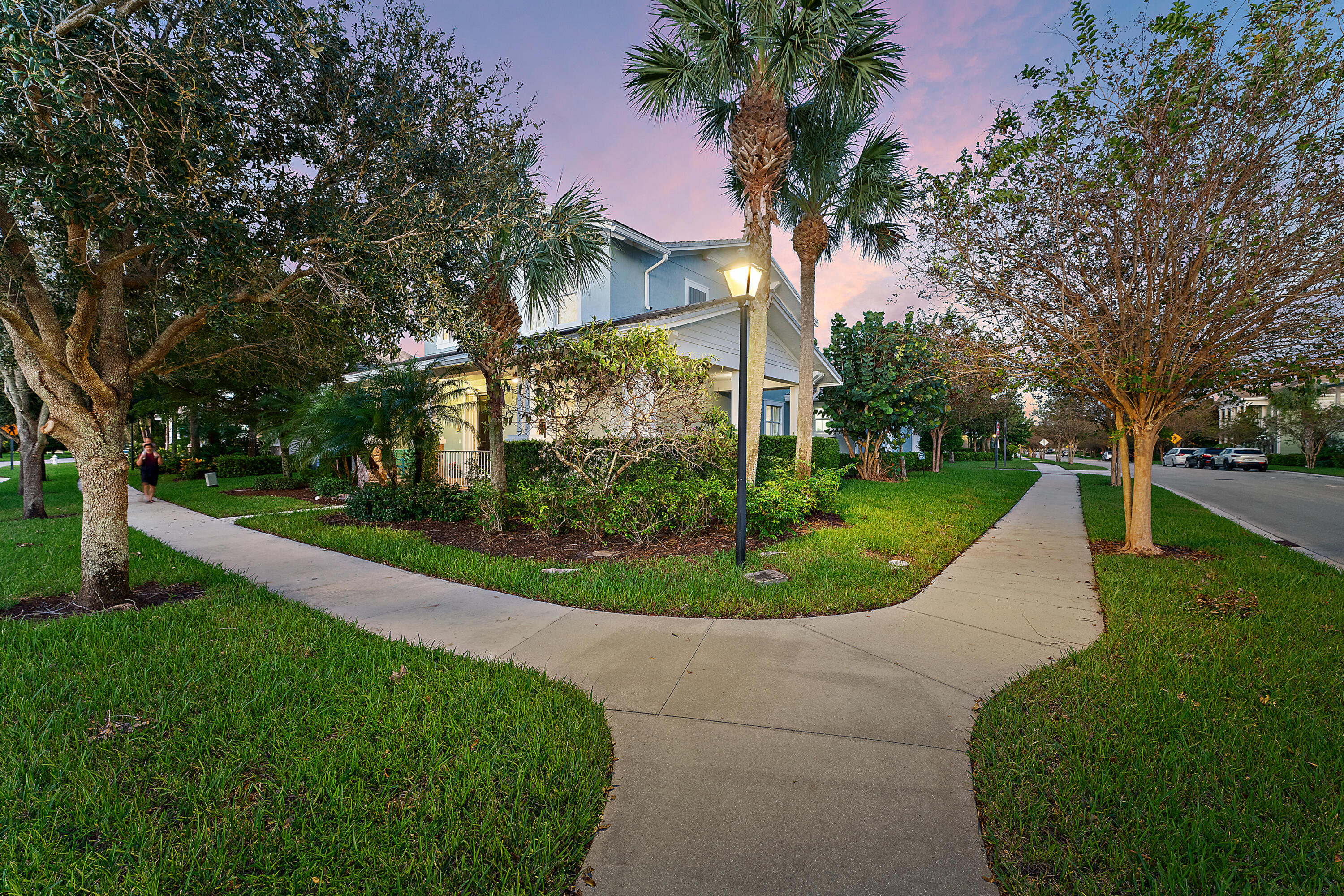 2839 E Mallory Boulevard