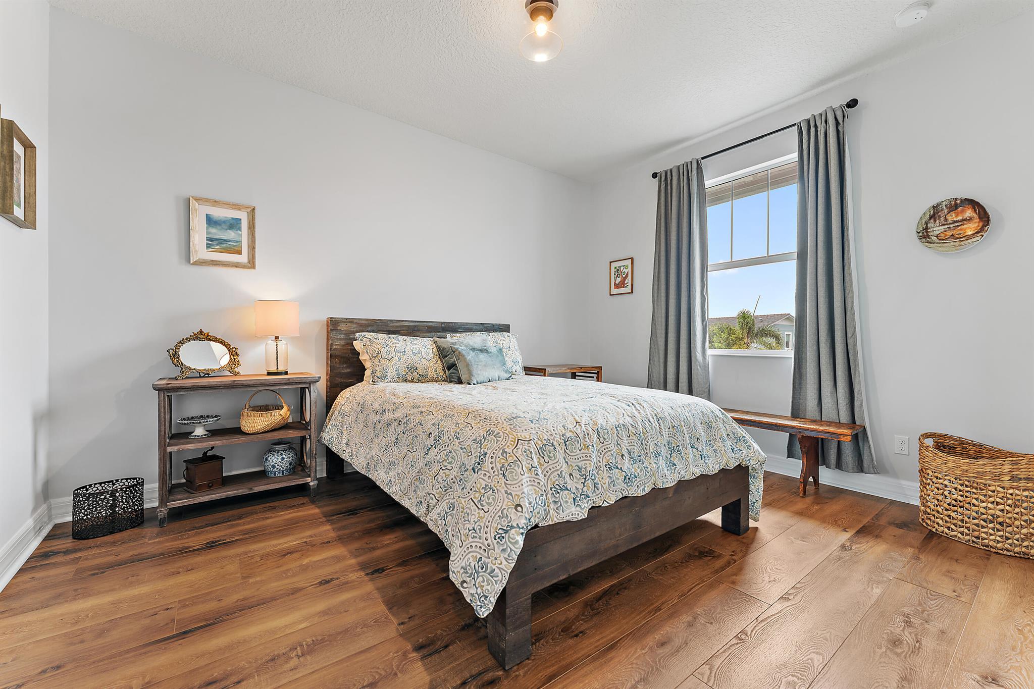 2839 E Mallory Boulevard