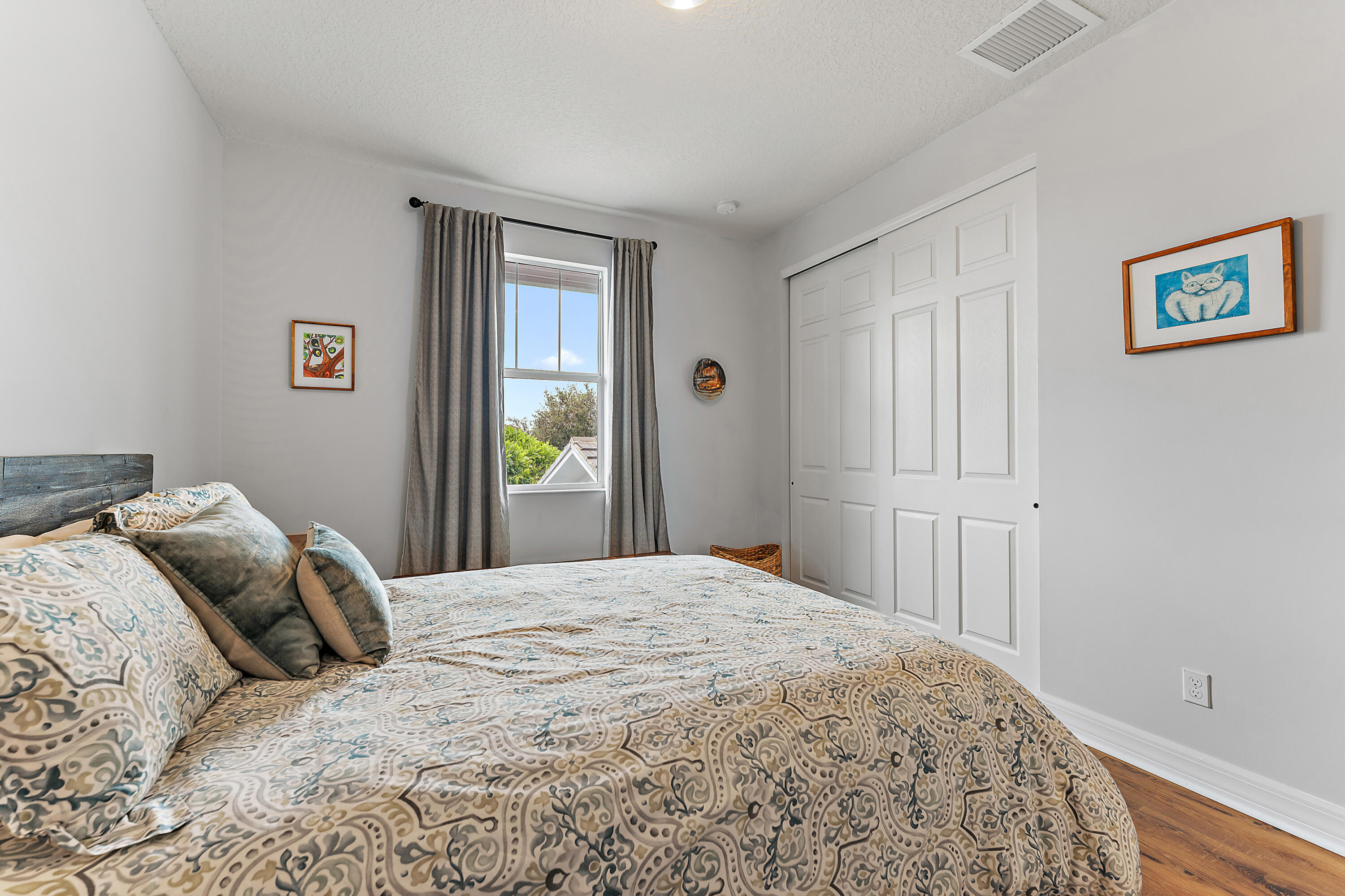 2839 E Mallory Boulevard