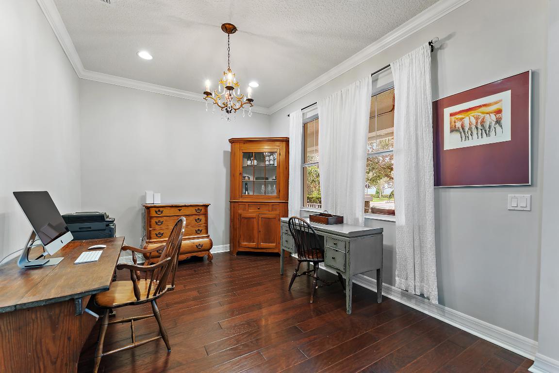 2839 E Mallory Boulevard