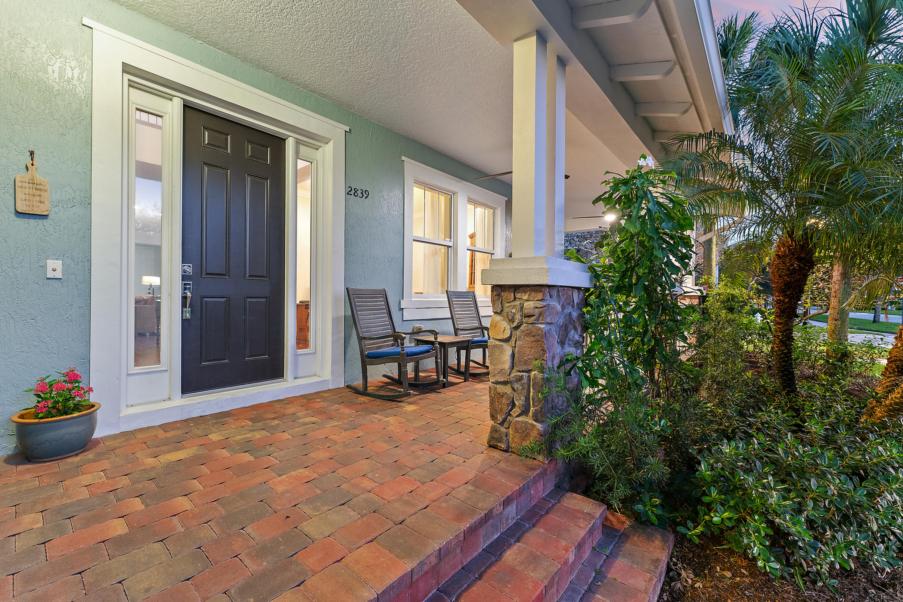 2839 E Mallory Boulevard