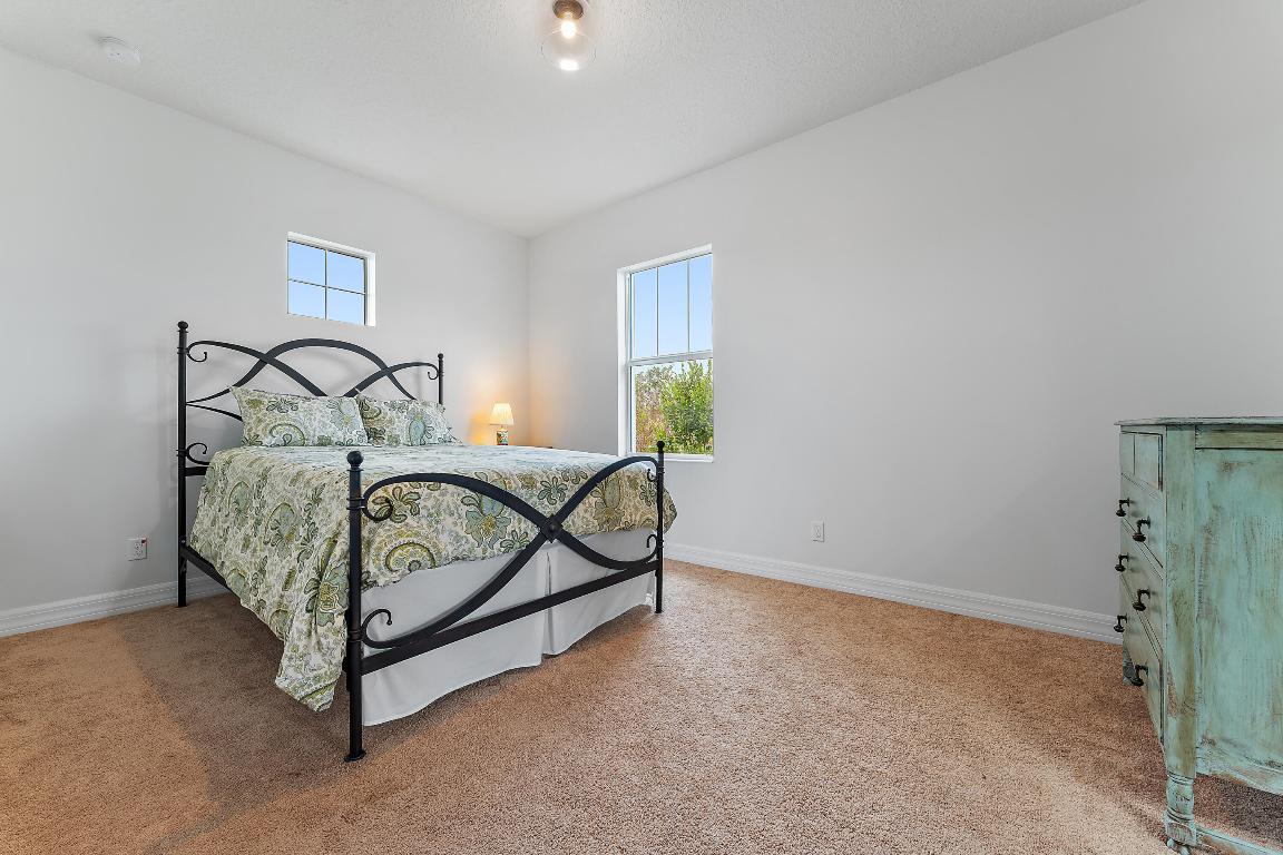 2839 E Mallory Boulevard