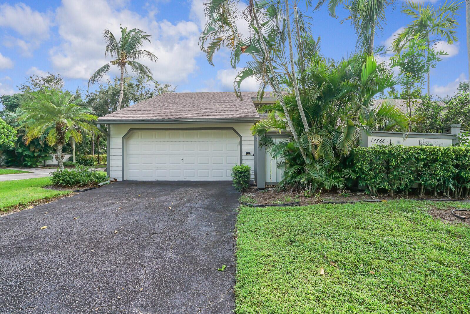 13388 Bedford Mews Court