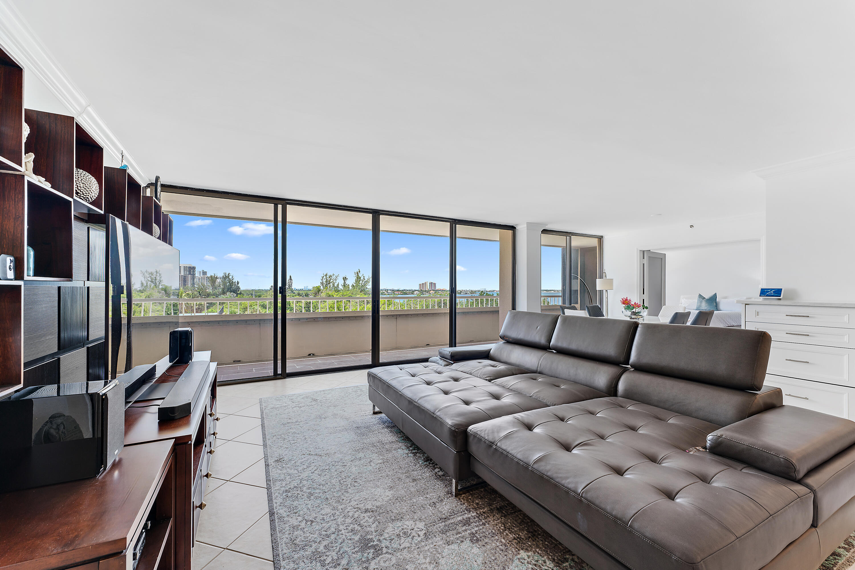 5280 N Ocean Drive 2 F