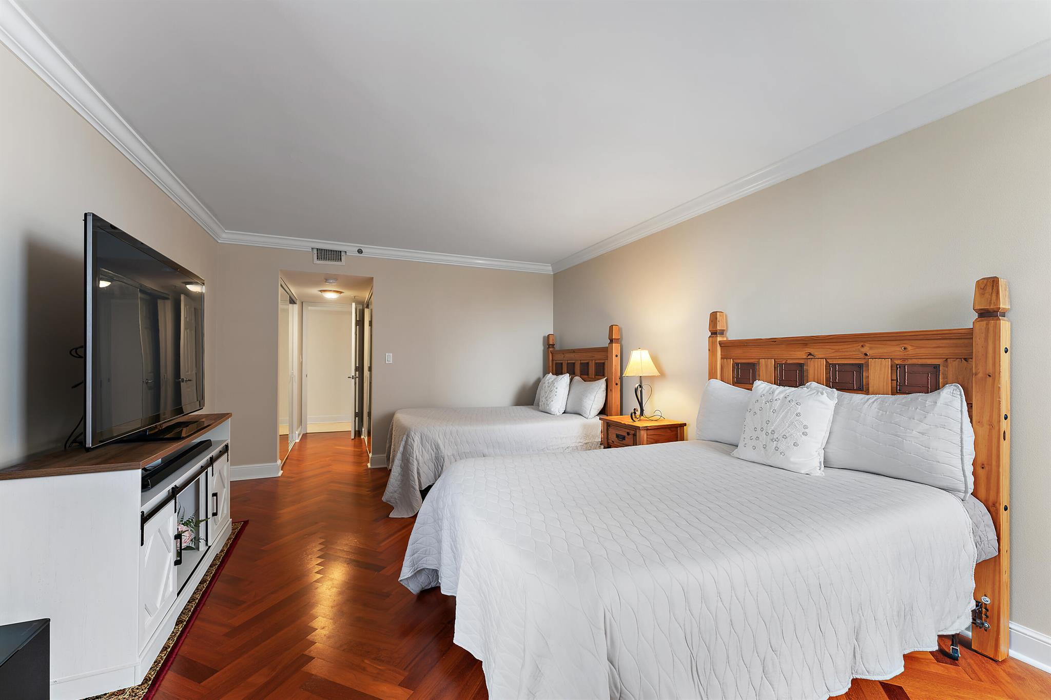 5280 N Ocean Drive 2 F