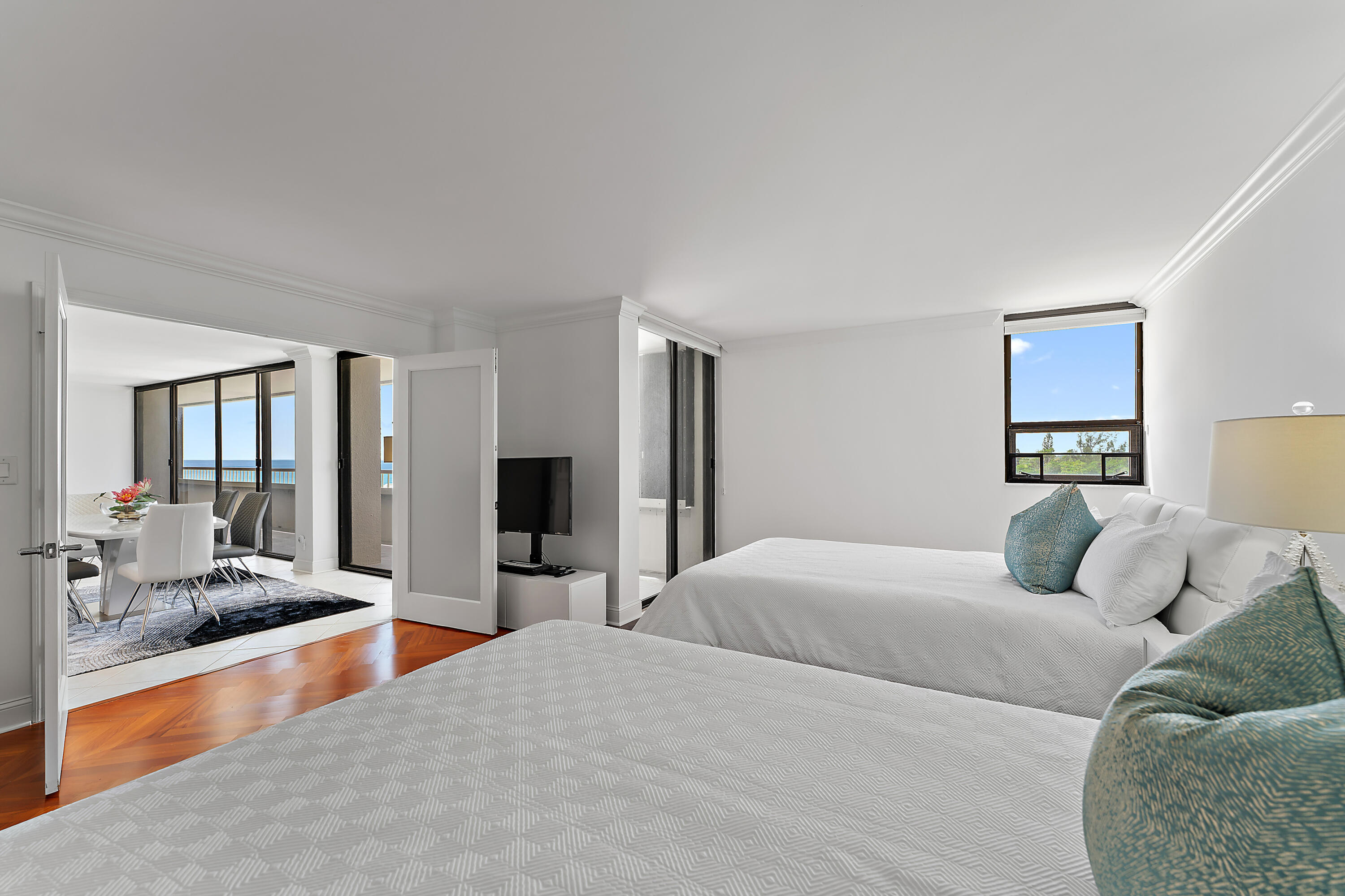 5280 N Ocean Drive 2 F