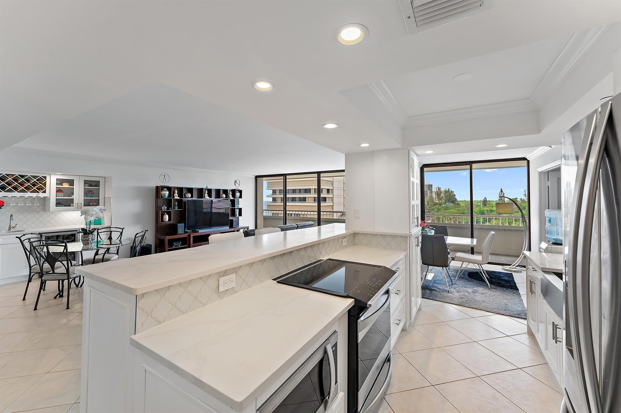 5280 N Ocean Drive 2 F