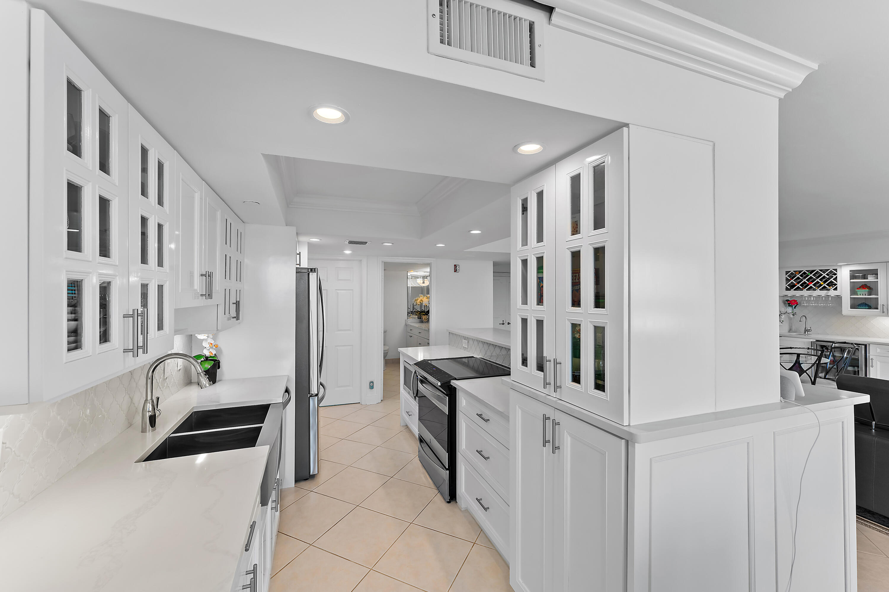 5280 N Ocean Drive 2 F