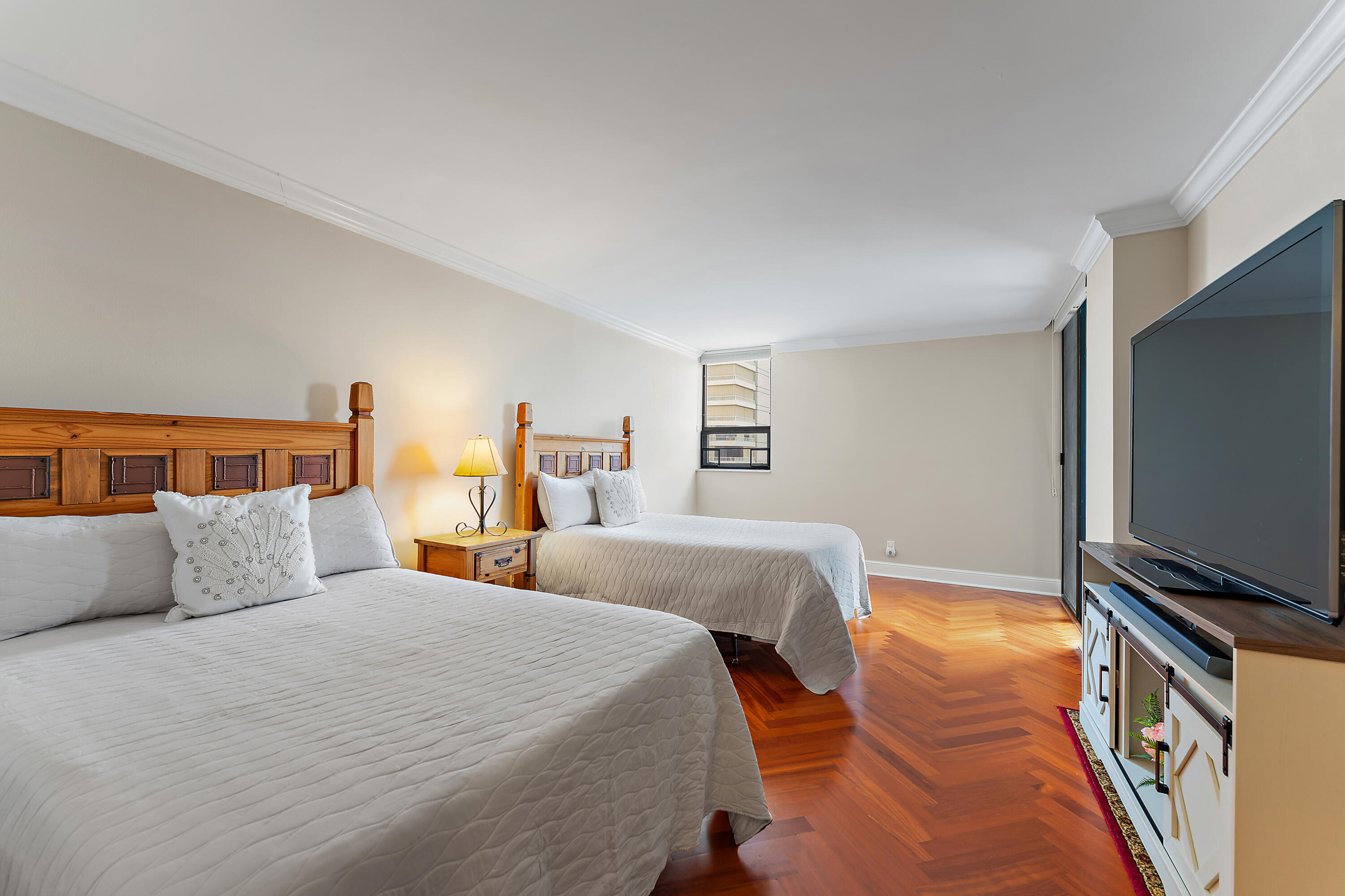 5280 N Ocean Drive 2 F