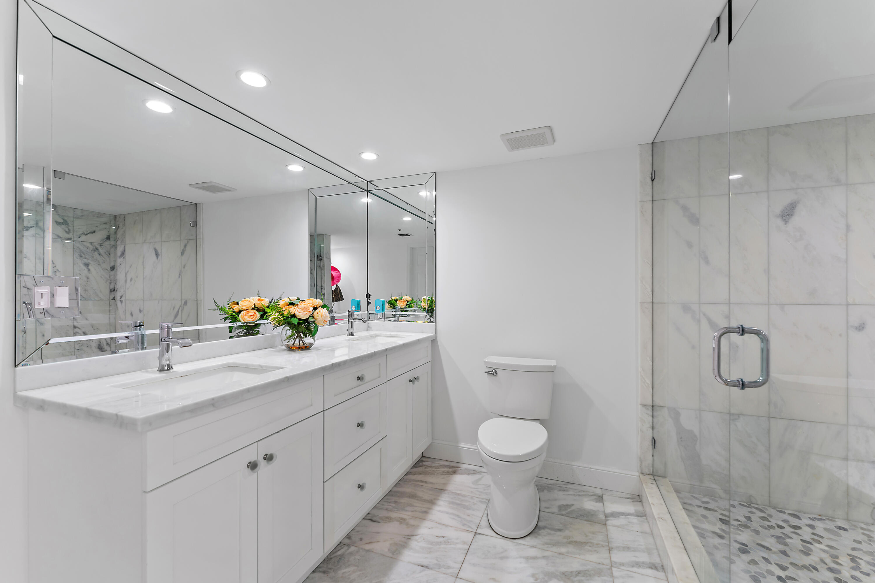 5280 N Ocean Drive 2 F