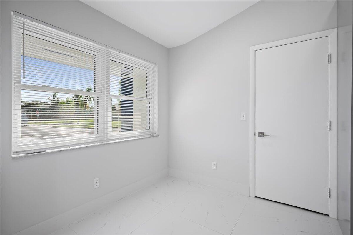196 Raintree Trail