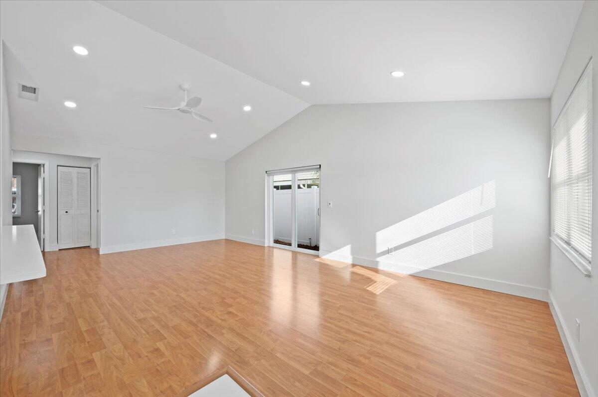 196 Raintree Trail