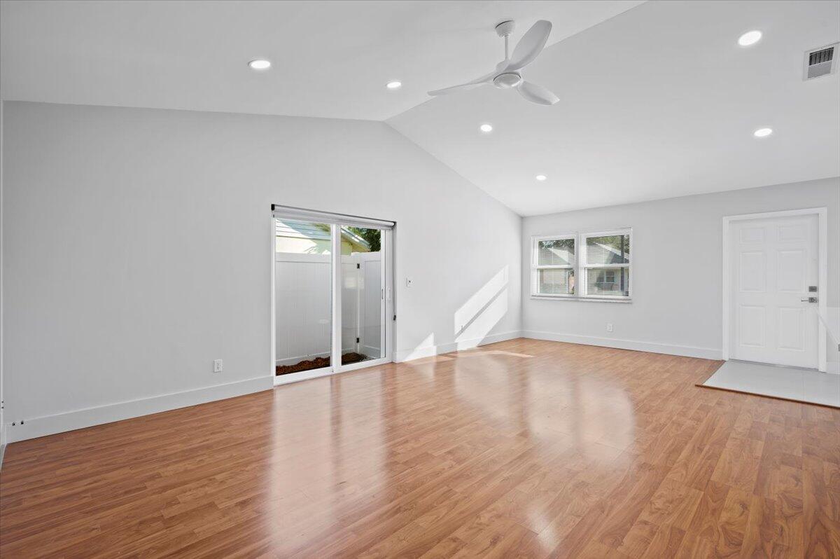 196 Raintree Trail