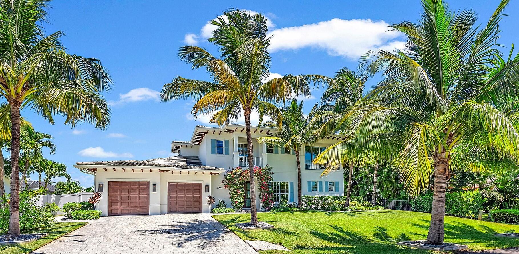 8599 SE Sabal Street