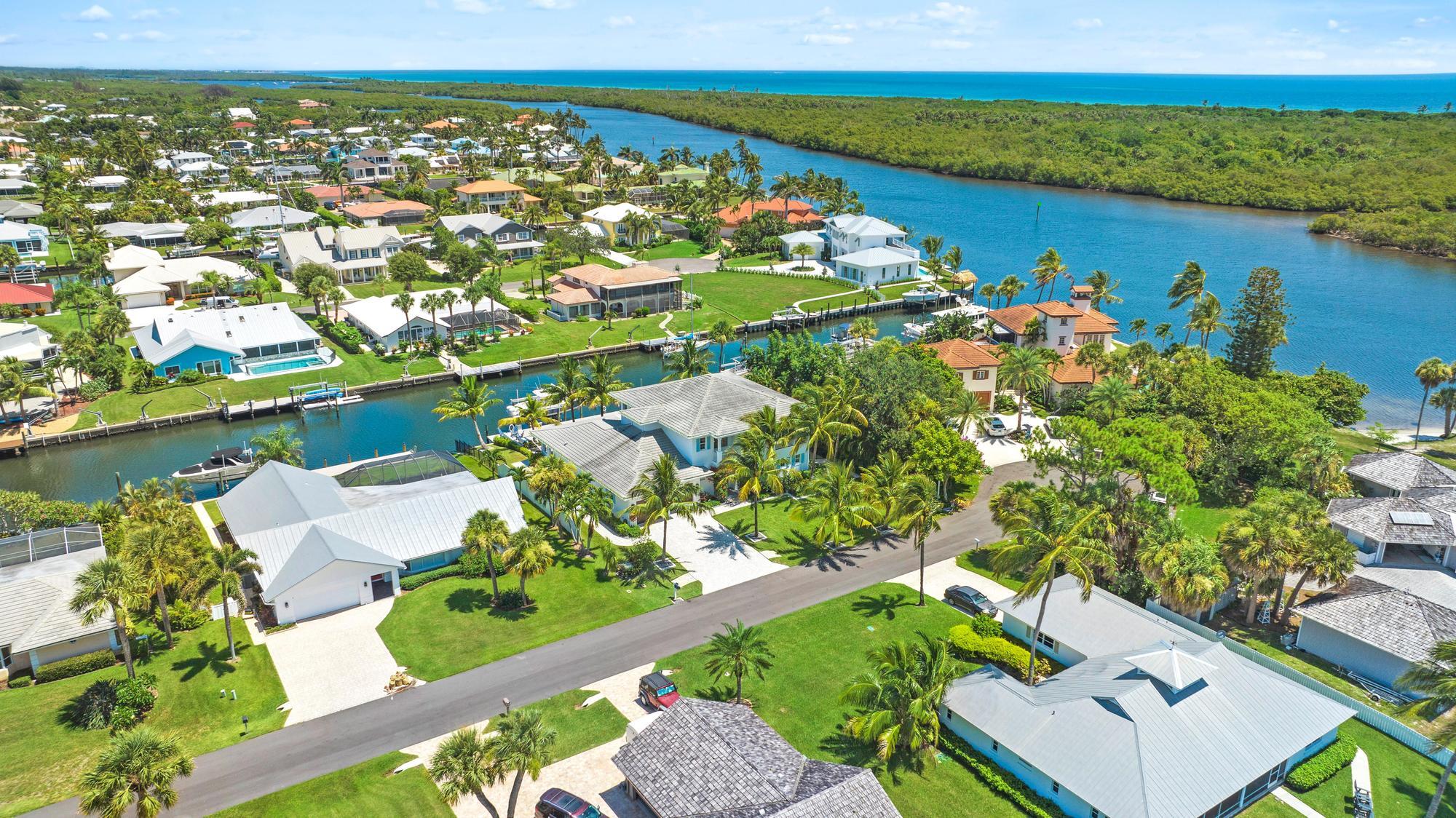 8599 SE Sabal Street