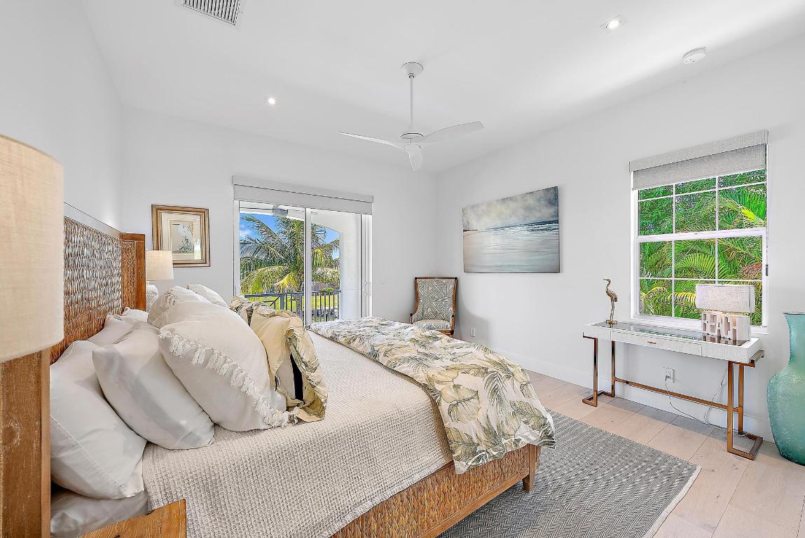 8599 SE Sabal Street