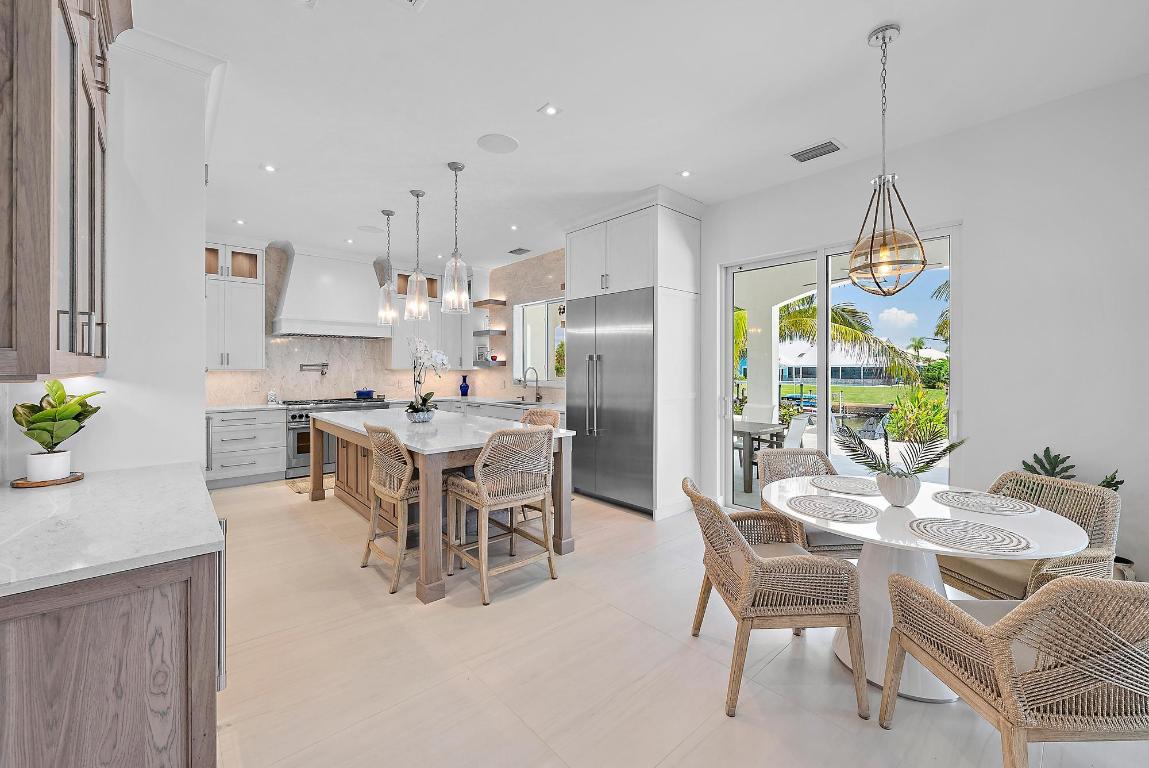 8599 SE Sabal Street