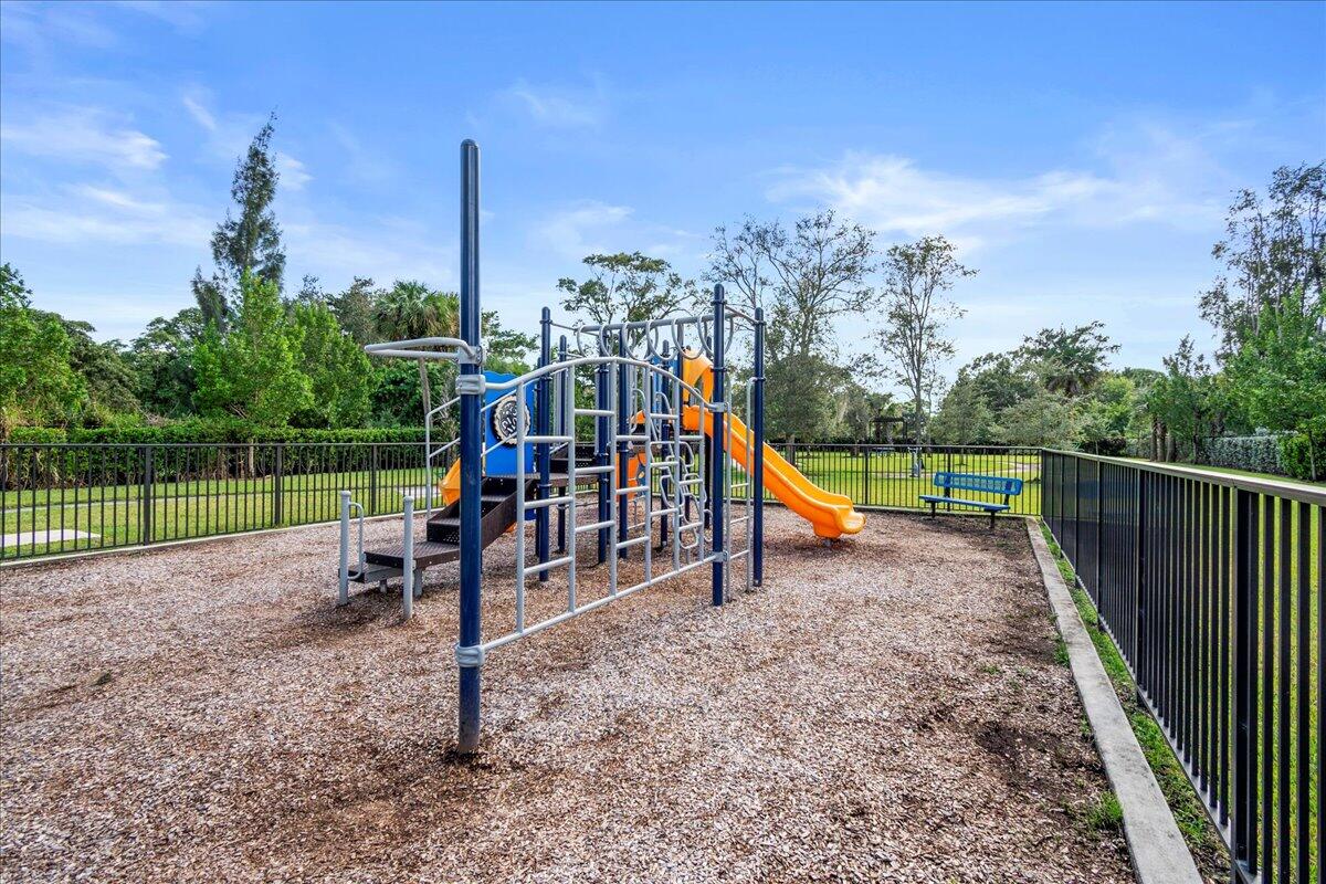 18502 Claybrook Street Street