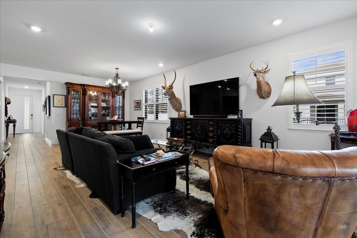 18502 Claybrook Street Street