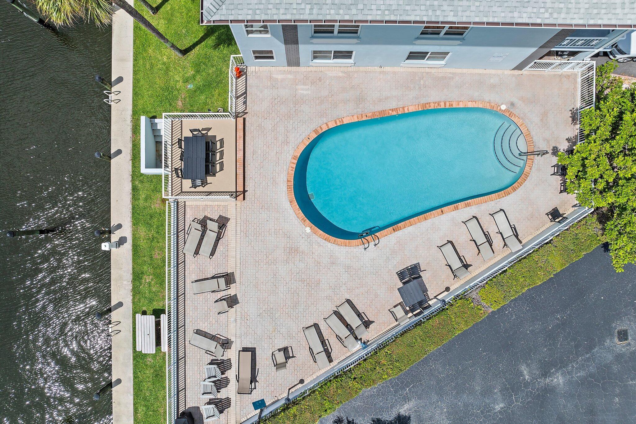 120 Lehane Terrace 207