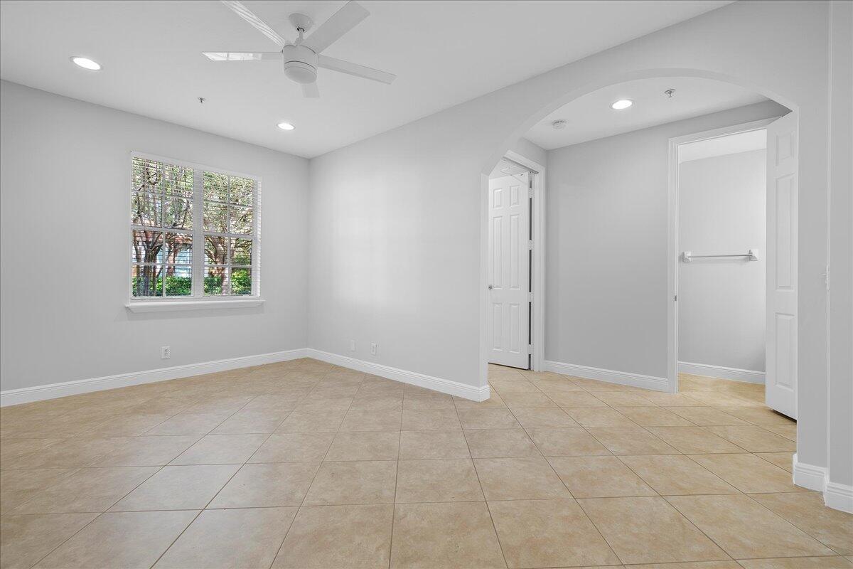 802 University Boulevard