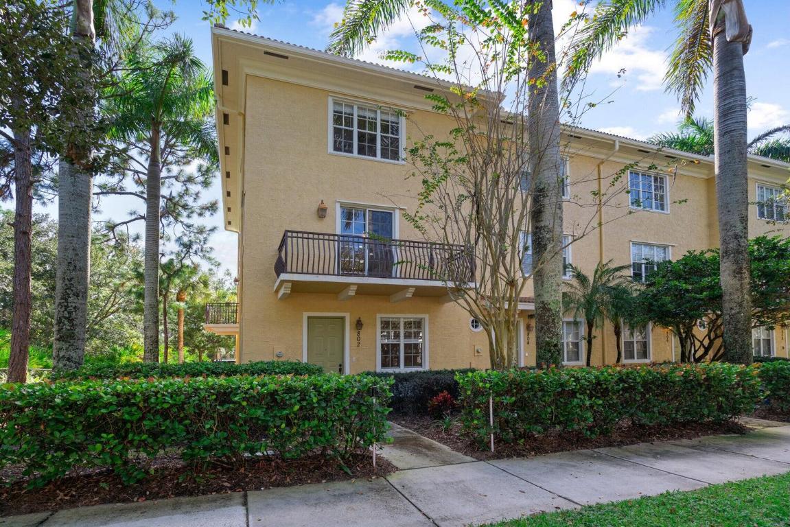 802 University Boulevard