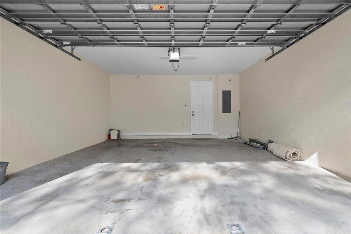 802 University Boulevard