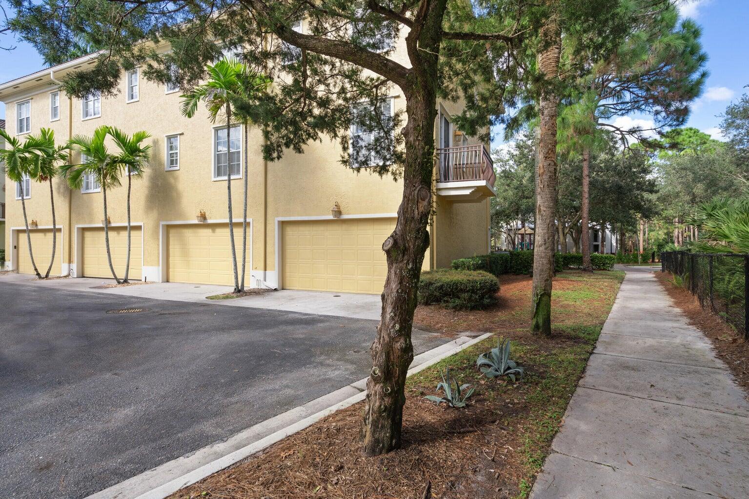 802 University Boulevard