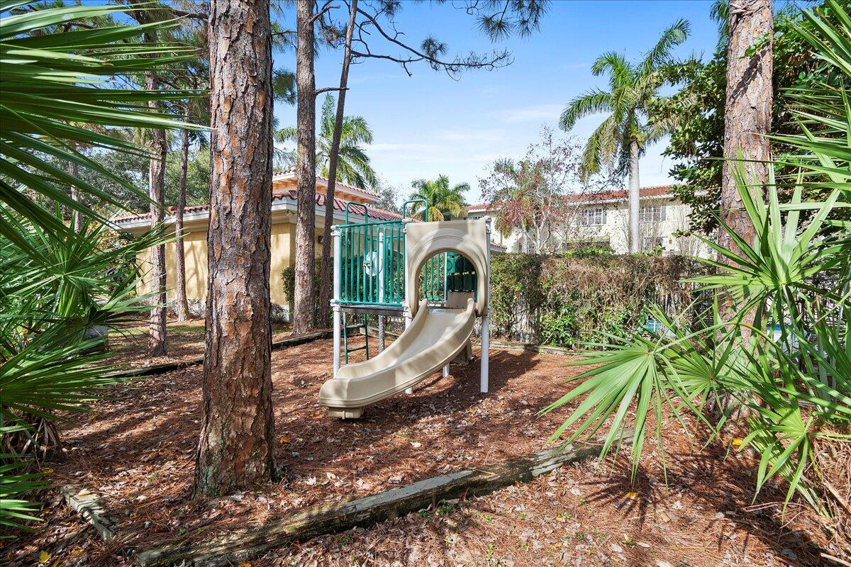 802 University Boulevard