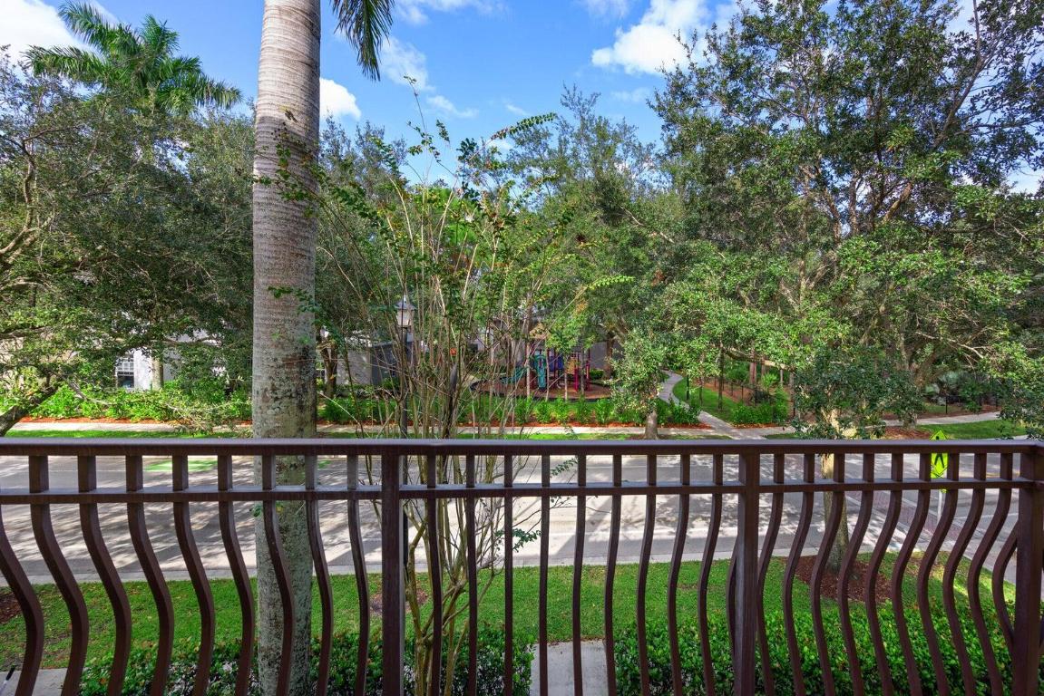 802 University Boulevard