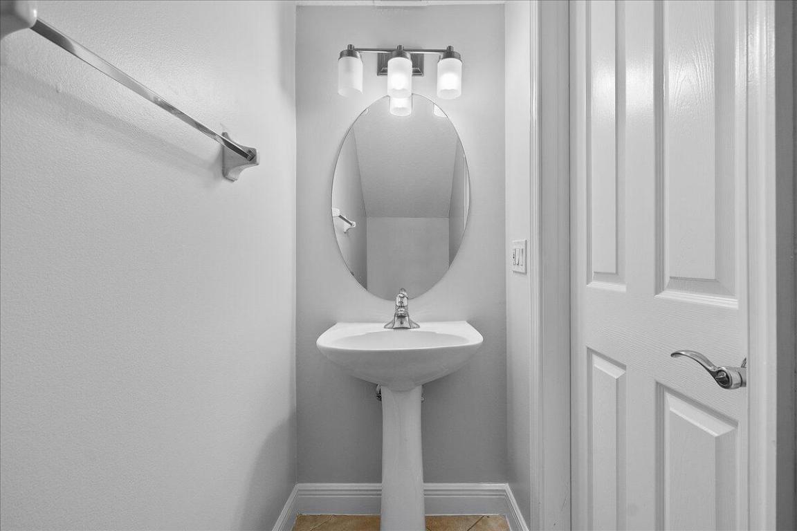 802 University Boulevard