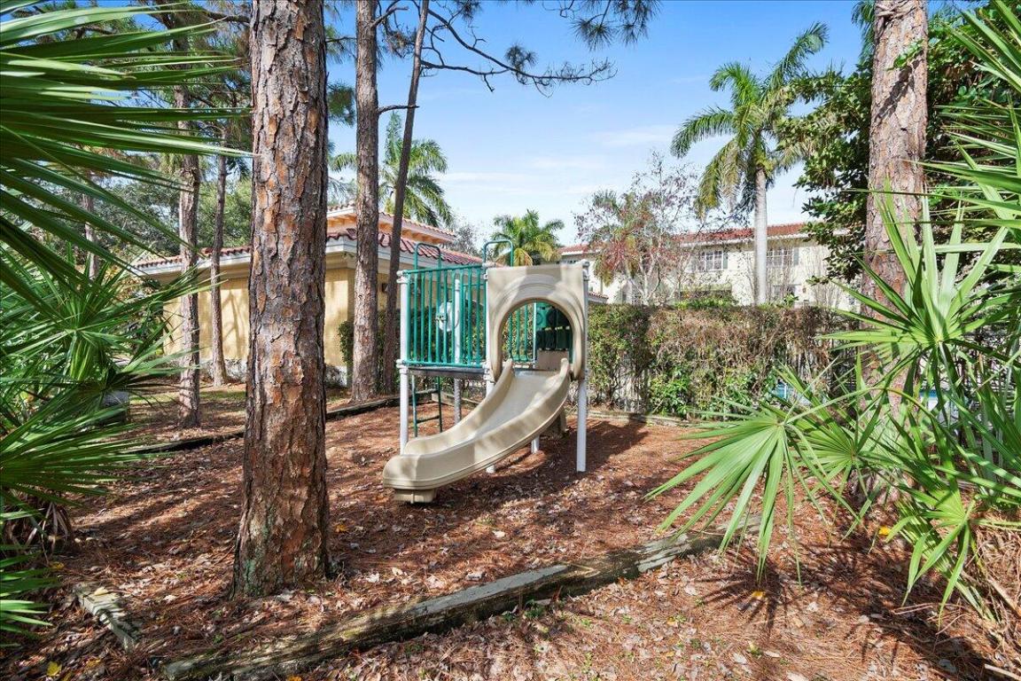 802 University Boulevard