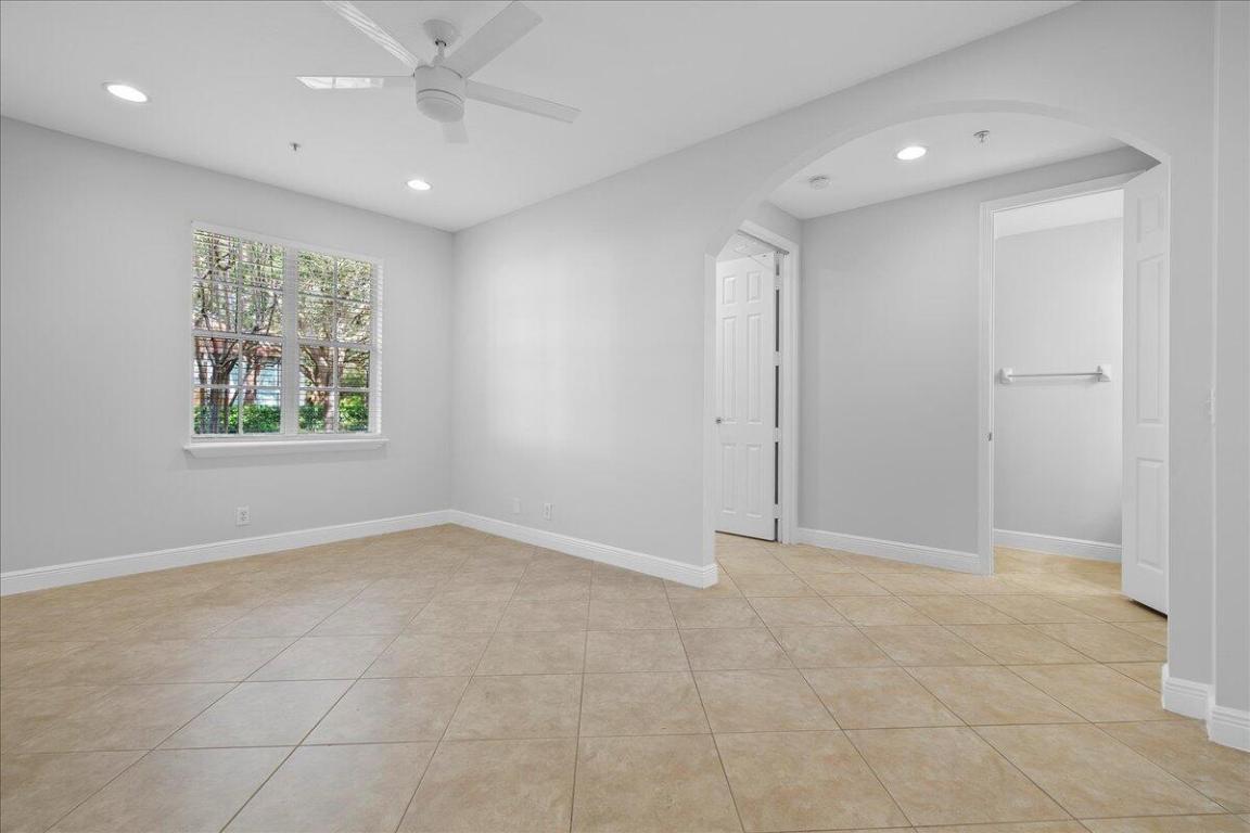 802 University Boulevard