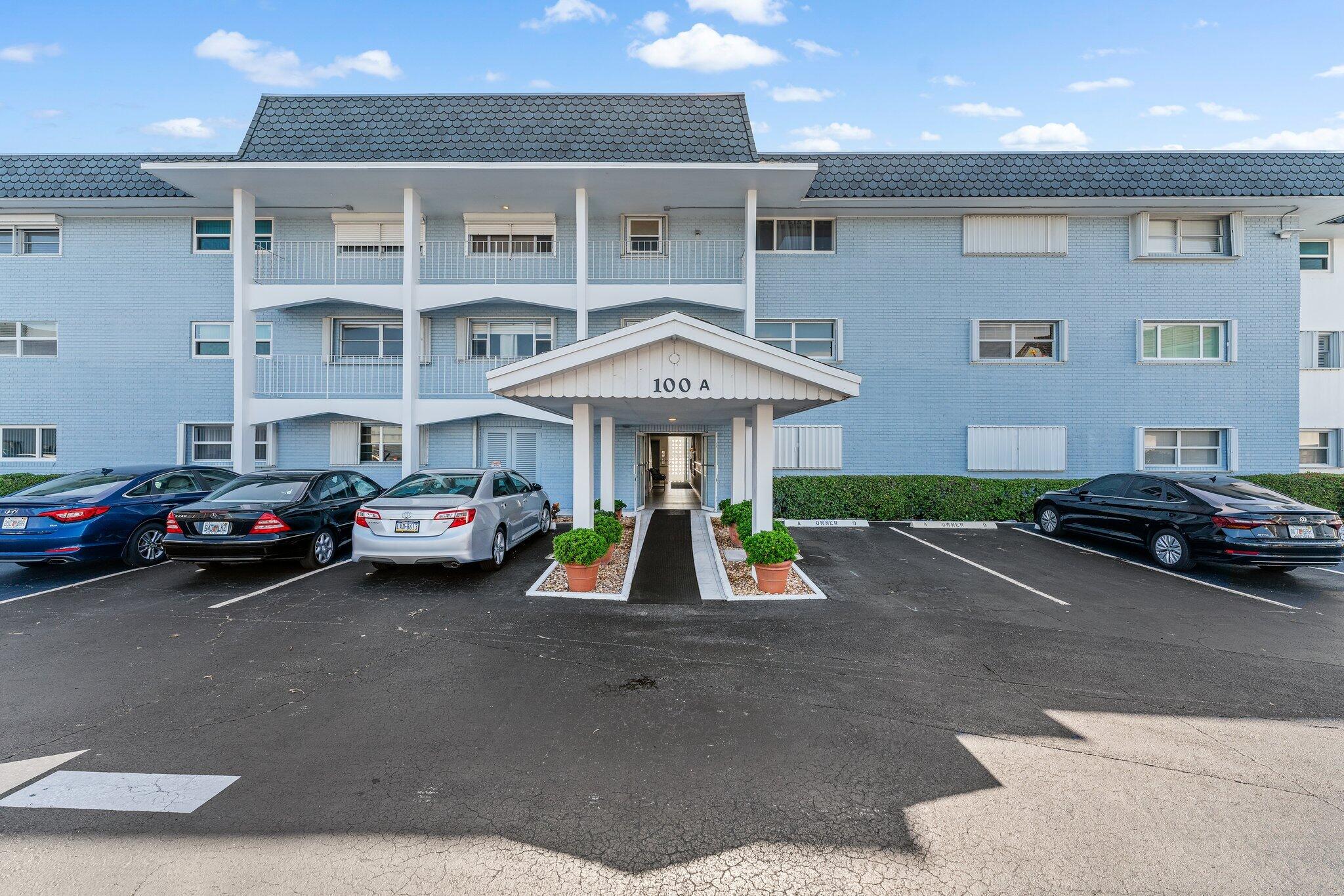 100 Shore Court 105